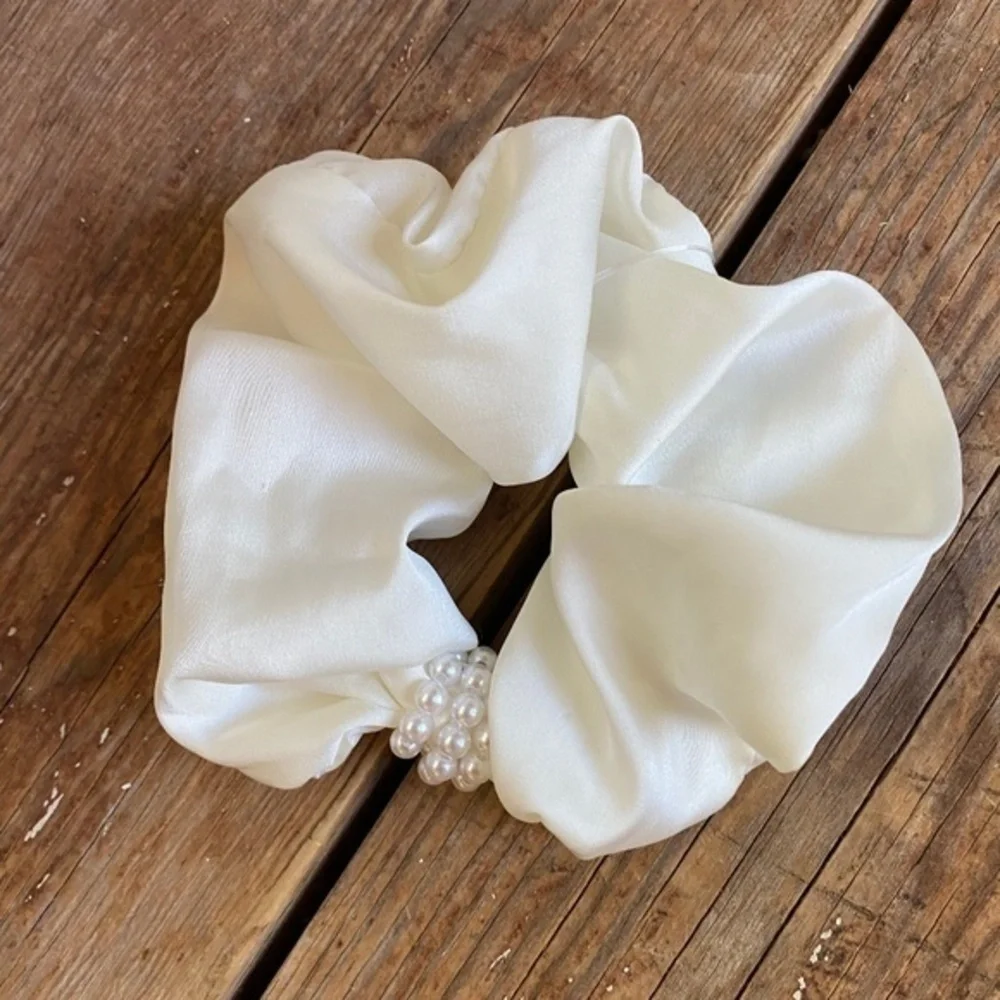Anthropologie Satin Pearl Hair Scrunchie
